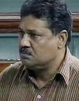 Nitish snubbed me twice in review meet: Kirti Azad