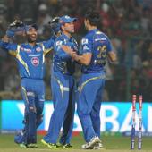 Live! IPL 6: Maxwell falls on first ball; MI 1/1